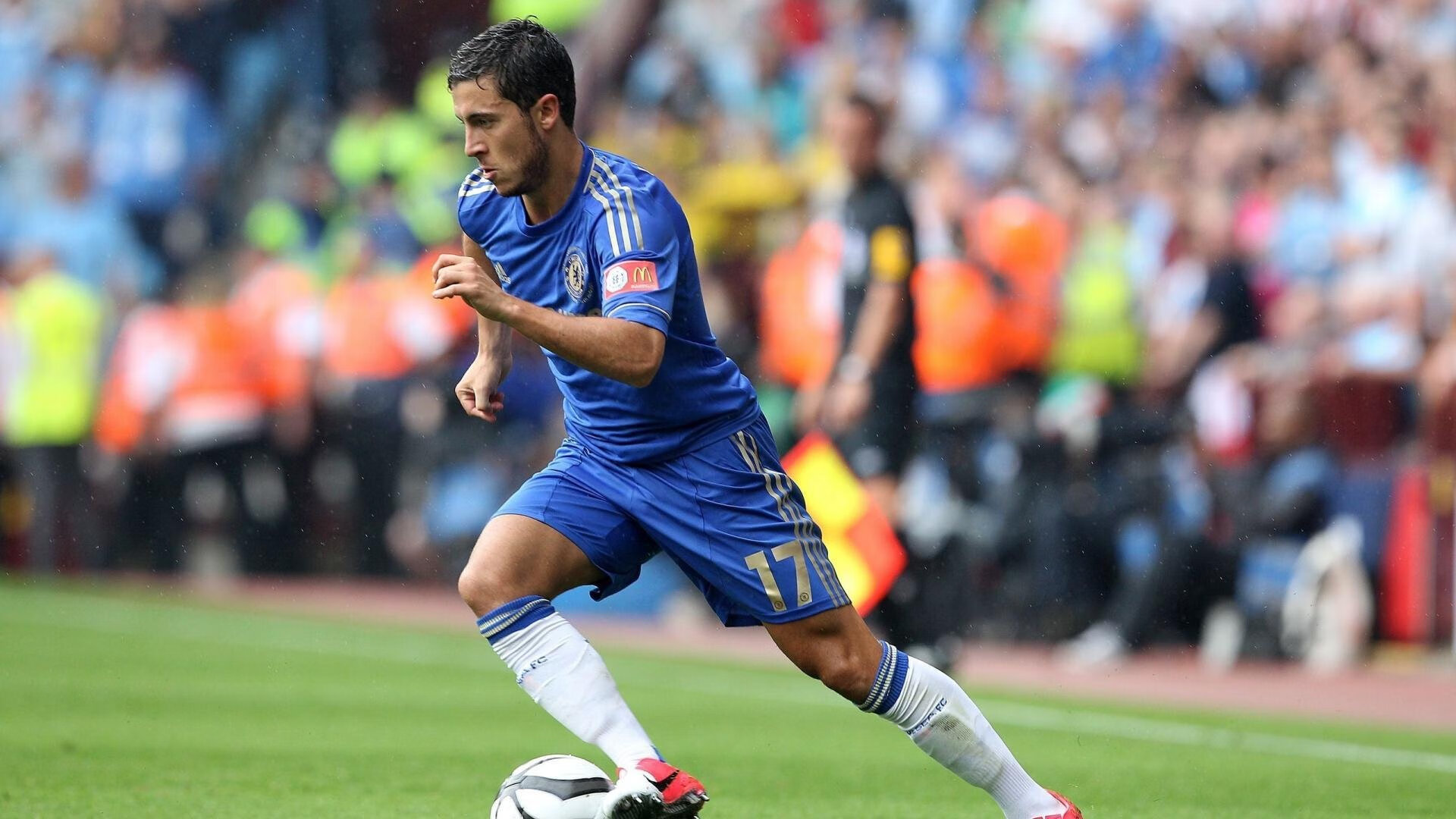 詹姆斯焦点对战，Ming与60激战巴黎圣日耳曼分钟，晋级下一阶段胜负难料！赛场气氛高涨的简单介绍